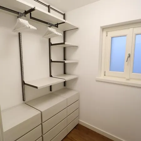 Dom wakacyjny Grey House