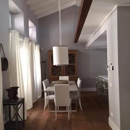 Grey House * Cernobbio